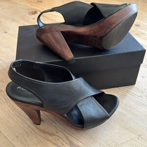 Gorgeous ALDO artisan heels